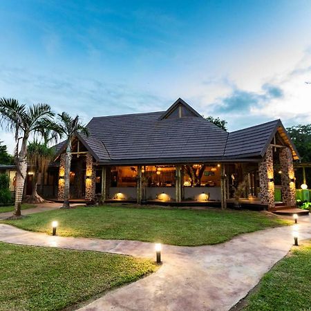 Gooderson Dumazulu Lodge Hluhluwe Exterior foto