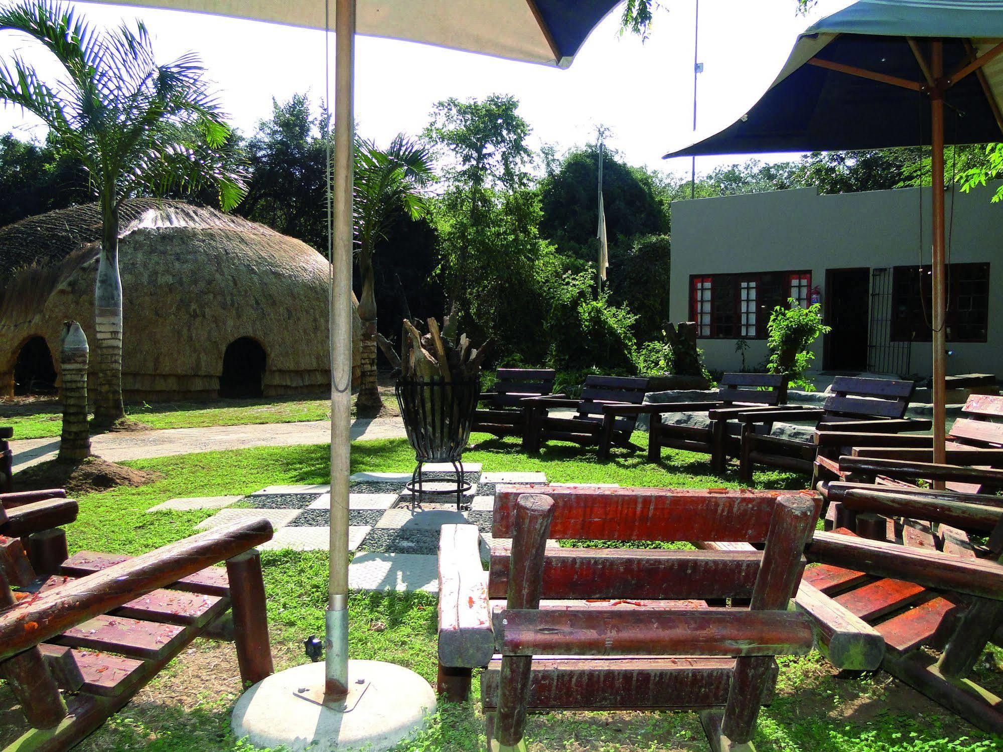 Gooderson Dumazulu Lodge Hluhluwe Exterior foto
