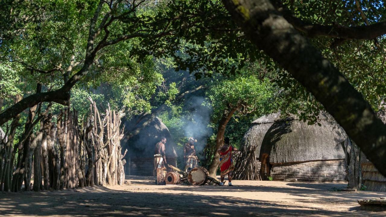 Gooderson Dumazulu Lodge Hluhluwe Exterior foto